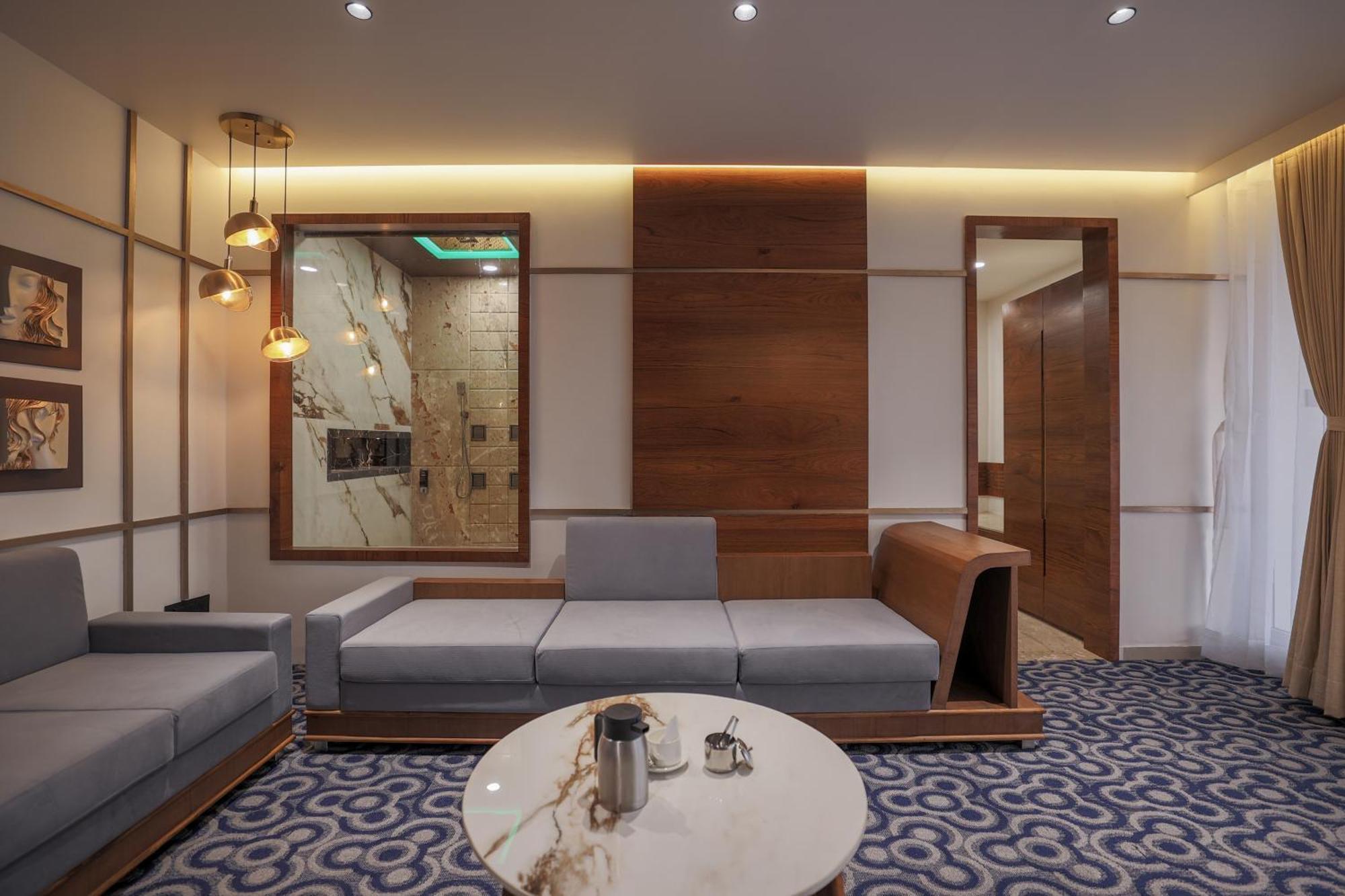Hotel Aditya Mansingh Inn โสมนัส ภายนอก รูปภาพ