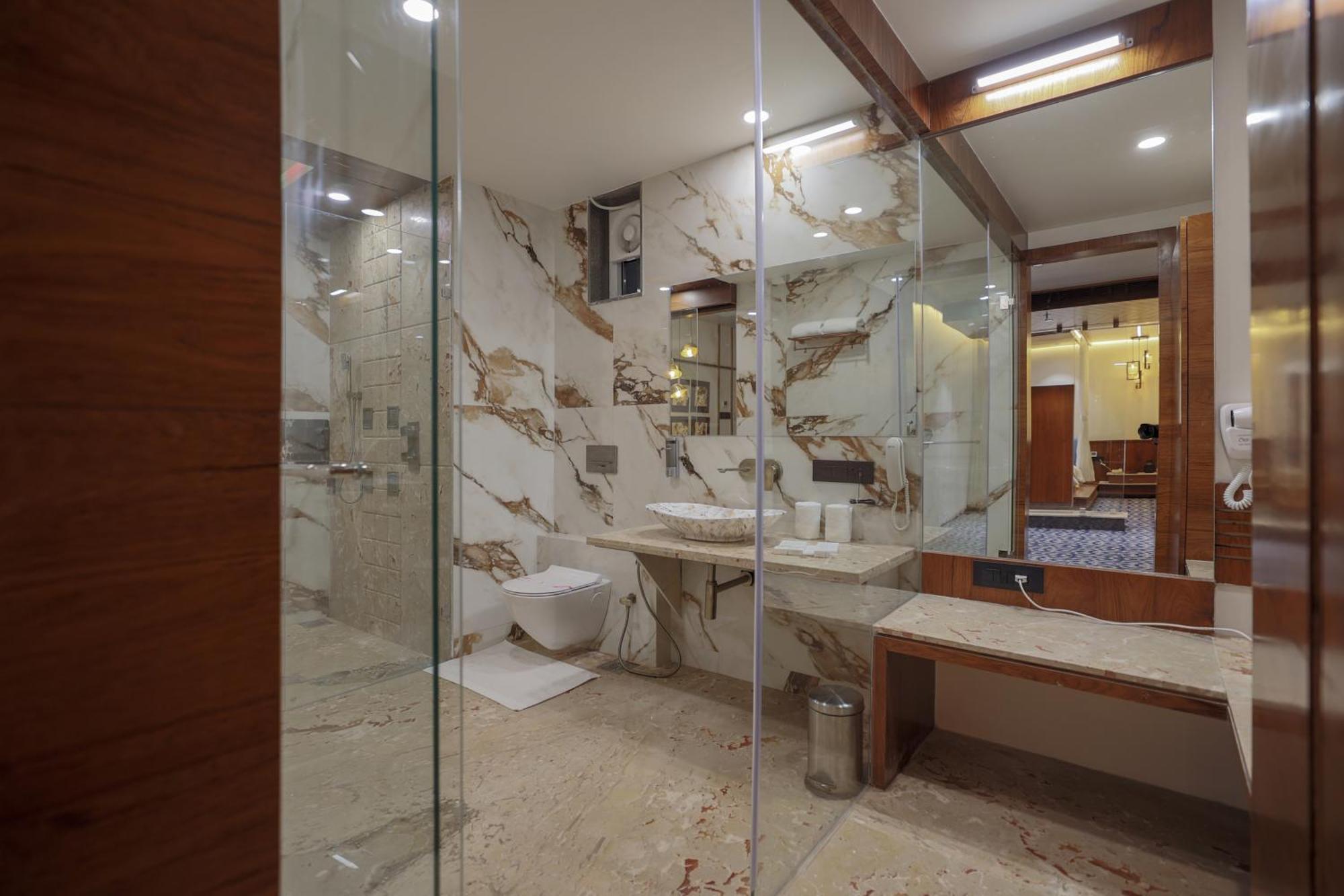 Hotel Aditya Mansingh Inn โสมนัส ภายนอก รูปภาพ