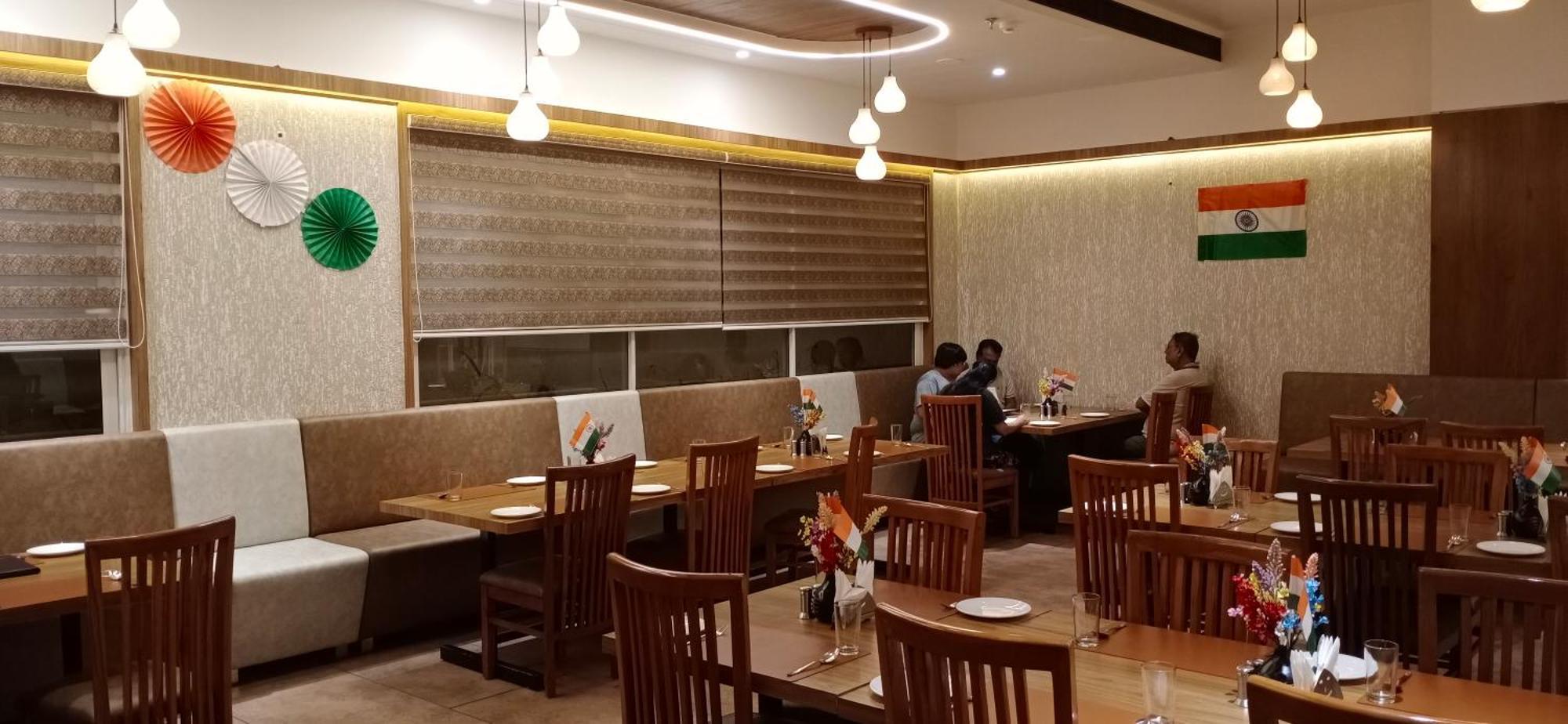 Hotel Aditya Mansingh Inn โสมนัส ภายนอก รูปภาพ